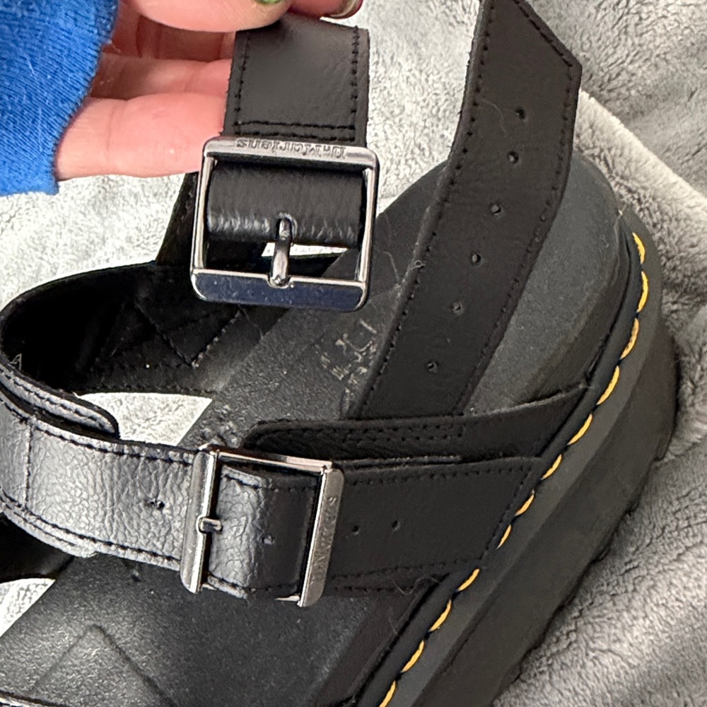 Dr. Martens woman’s platform Black Sandals with Yellow Stitching - Picture 7 of 9